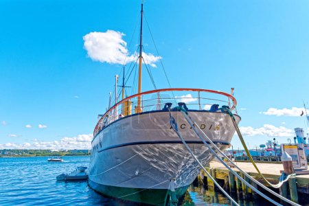 Téléchargez les photos : HALIFAX, NOUVELLE-ÉCOSSE - 2 septembre 2022 : Halifax, en plus d'être un immense port maritime et un port de croisière, est une destination touristique importante du début du printemps à la fin de l'automne, avec de nombreuses attractions. - en image libre de droit