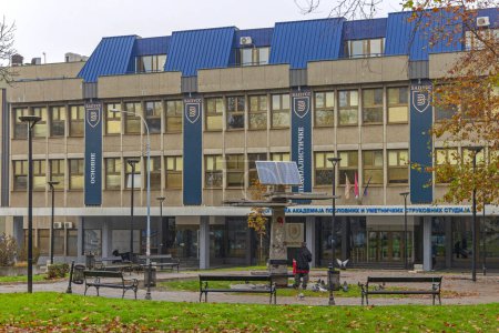 Foto de Belgrado, Serbia - 20 de noviembre de 2022: Business and Arts Academy School of Applied Studies Bapuss at Kraljice Marije Street in Capital City. - Imagen libre de derechos