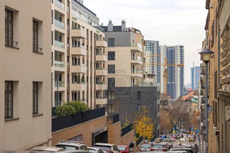 Téléchargez les photos : Belgrade, Serbia - December 13, 2022: New Condo Apartments Buildings Developments Belgrade Serbia - en image libre de droit