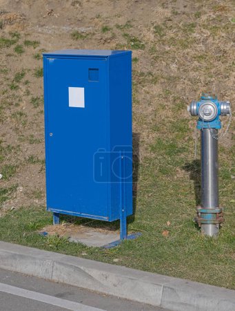 Foto de Equipo de tubería hidráulica de agua y bomberos Blue Box - Imagen libre de derechos