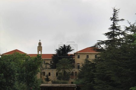 Téléchargez les photos : Le monastère de Saint Neemtallah al Haridini à Kfifane, un saint du Liban. - en image libre de droit