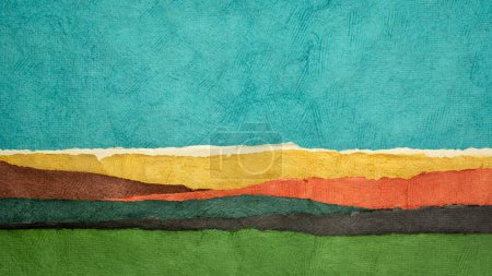Téléchargez les photos : Paysage abstrait en vert, jaune, noir et bleu - une collection de papiers Huun faits à la main au Mexique - en image libre de droit