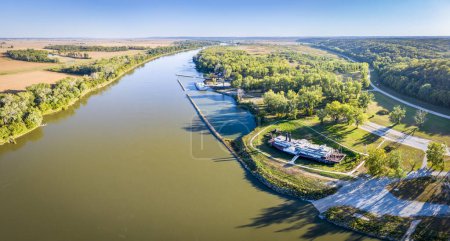Foto de Vista aérea del río Misuri aguas abajo de Brownville, Nebraska - Imagen libre de derechos
