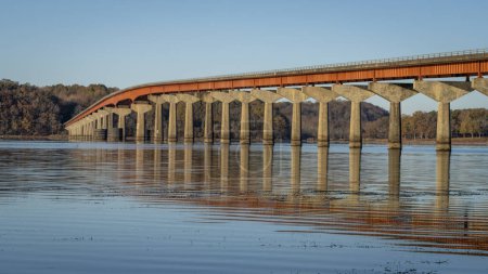 Foto de Natchez National Parkway - puente sobre el río Tennessee de Tennessee a Alabama - Imagen libre de derechos