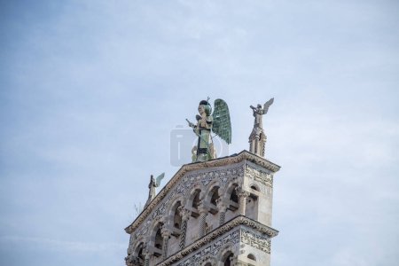 Téléchargez les photos : Vue de la cathédrale de Lucques, Toscane, Italie - en image libre de droit