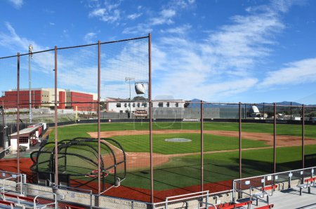 Foto de MISSION VIEJO, CALIFORNIA - 8 JAN 2023: Doug Fritz Field on the Campus of Saddleback College, home of the Gauchos Baseball Team. - Imagen libre de derechos