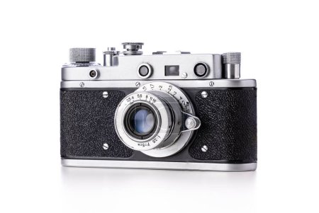 Téléchargez les photos : Vieil appareil photo, film photo rétro, appareil photo vintage isolé sur fond blanc - en image libre de droit