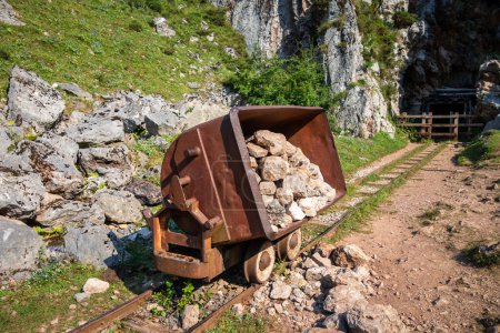 Téléchargez les photos : Mines de Buferrera - Mina de Buferrera - Covadonga, Picos de Europa, Asturies, Espagne - en image libre de droit