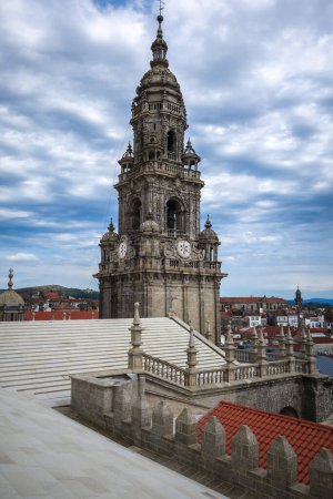 Téléchargez les photos : Cathédrale Saint-Jacques de Compostelle, Galice, Espagne. Vue depuis le toit - en image libre de droit