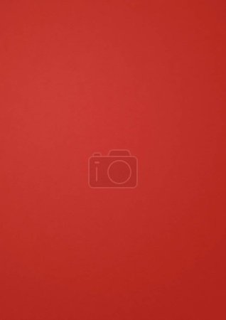 Téléchargez les photos : Papier rouge texture fond. papier peint vertical propre - en image libre de droit