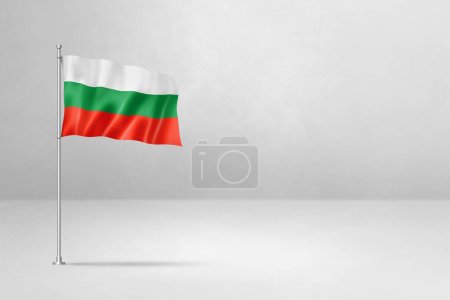 Foto de Bandera de Bulgaria, ilustración 3D, aislado sobre fondo de pared de hormigón blanco - Imagen libre de derechos