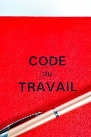 libro de derecho laboral en Francia, concepto de justicia