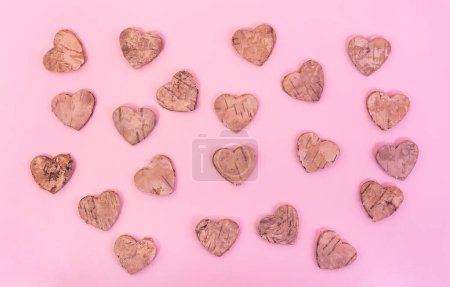 Téléchargez les photos : Coeur forme faire de l'écorce d'arbre - en image libre de droit