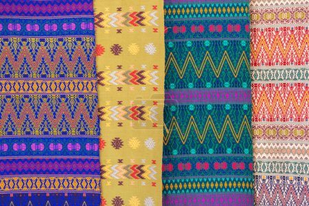 Téléchargez les photos : Un textile artisanal guatémaltèque pour fond - en image libre de droit