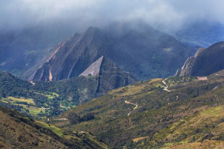 Foto de Hermosas montañas altas en Colombia - Imagen libre de derechos