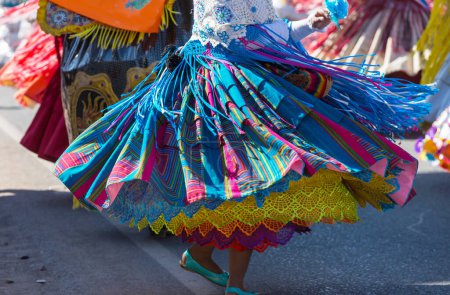 Foto de Decoración colorida sobre vestimenta carnaval en Perú, América del Sur - Imagen libre de derechos