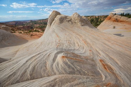 Foto de Formaciones de arenisca en Utah, EE.UU. Hermosos paisajes inusuales. - Imagen libre de derechos