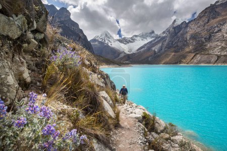 Foto de Senderista en Cordillera, Perú, Sudamérica - Imagen libre de derechos
