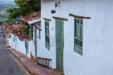 Foto de Vista de la pintoresca ciudad Barichara es un destino turístico popular en Colombia - Imagen libre de derechos