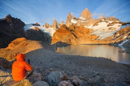 Téléchargez les photos : Randonnée dans les montagnes de Patagonie, Argentine - en image libre de droit