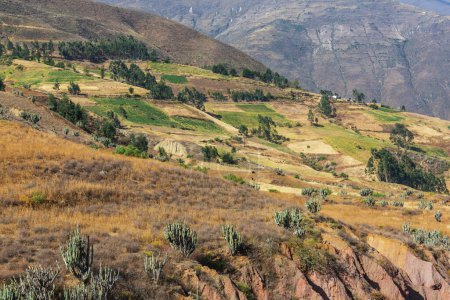 Foto de Paisajes rurales en Cordillera de Los Andes, Perú, América del Sur - Imagen libre de derechos