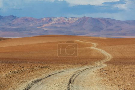 Foto de Impresionante vista panorámica de las montañas del Altiplano, América del Sur, Bolivia - Imagen libre de derechos