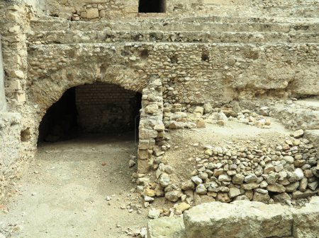 Foto de Vista cercana a las ruinas de Roman Empre en Tarragona, España - Imagen libre de derechos