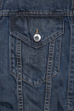 Téléchargez les photos : Poche veste Jeans avec bouton métallique, mode et vêtements - en image libre de droit
