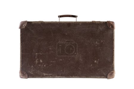 Téléchargez les photos : Vieille valise usée marron isolée sur fond blanc avec chemin de coupe - en image libre de droit