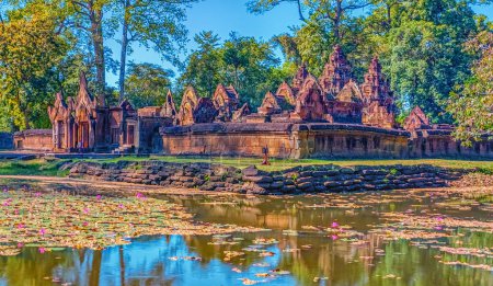 Téléchargez les photos : Temple Banteay Srei de jour à Angkor Thom, Siem Reap, Cambodge - en image libre de droit