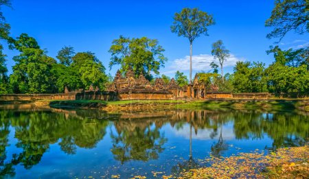 Téléchargez les photos : Temple Banteay Srei de jour à Angkor Thom, Siem Reap, Cambodge - en image libre de droit