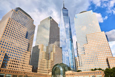 Téléchargez les photos : Les gratte-ciel du Financial District, New York - en image libre de droit