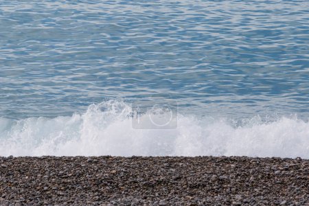 Foto de Vista al mar y a la playa de guijarros de Niza en Francia - Imagen libre de derechos