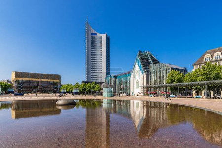 Téléchargez les photos : Vue sur la place Augustusplatz dans la ville de Leipzig, Allemagne. - en image libre de droit