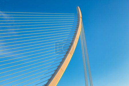 Téléchargez les photos : Harp-shaped cable-stayed bridge structure, Valencia. Spain - en image libre de droit