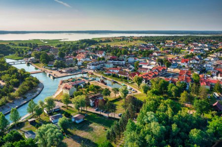 Téléchargez les photos : Beau paysage d'été à la mer Baltique à Rowy, Pologne. - en image libre de droit