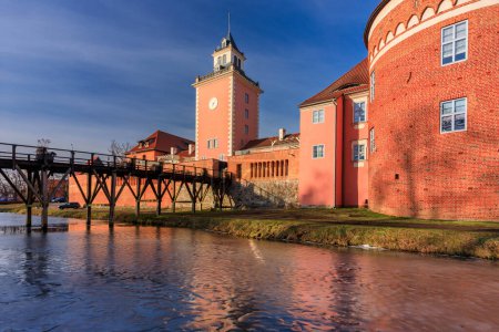 Téléchargez les photos : Beau château teutonique à Lidzbark Warminski avant le coucher du soleil, Pologne. - en image libre de droit