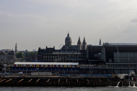 Foto de Muy bonita vista de Amsterdam en el norte de Europa - Imagen libre de derechos