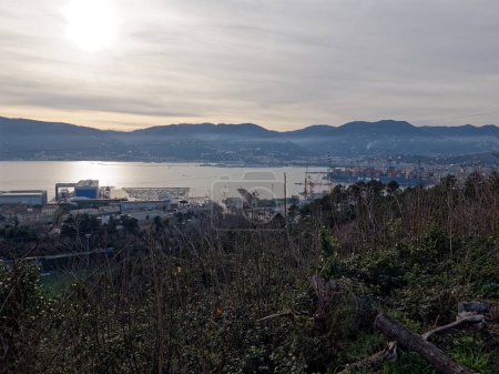 Blick auf den Golf von La Spezia, Ligurien Italien im Hintergrund Portovenere, Palmaria und Tino Inseln
