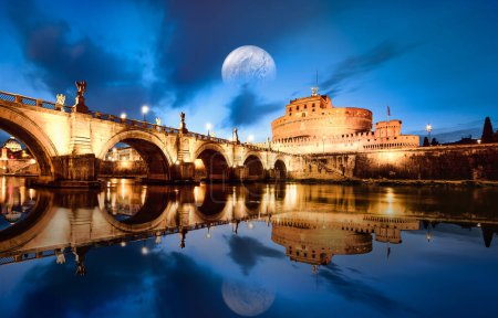 Téléchargez les photos : Château Saint-Ange et pont sur le Tibre à Rome, Italie - en image libre de droit