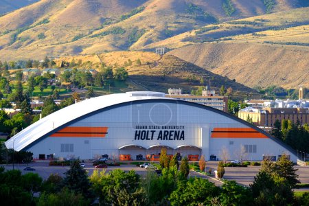 Foto de Pocatello, Idaho Estados Unidos 09 / 08 / 2023, Idaho State University College Holt Arena Mini Dome for Sports Arena in Town - Imagen libre de derechos