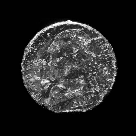 Téléchargez les photos : Texture de vieux rude usé US Nickel monnaie argent - en image libre de droit