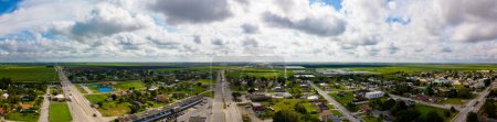 Téléchargez les photos : Panorama aérien South Bay Floride près du lac Okeechobee - en image libre de droit