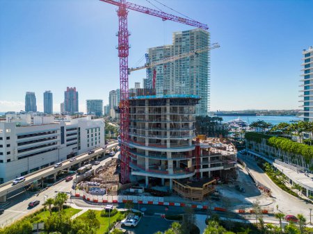 Téléchargez les photos : Miami Beach, FL, USA - January 10, 2023: Aerial photo Five Park construction site Miami South Beach - en image libre de droit