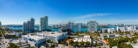 Téléchargez les photos : Miami Beach, FL, USA - January 10, 2023: Aerial photo Miami South Beach Five Park under construction - en image libre de droit