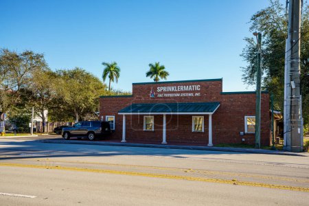 Téléchargez les photos : Davie, FL, USA - January 12, 2023: Sprinklermatic Fire Protection Systems historic building Davie FL - en image libre de droit