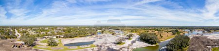 Foto de Sarasota, FL, USA - January 18, 2023: Aerial drone panorama Bobby Jones Golf Club Sarasota Florida USA under construction - Imagen libre de derechos