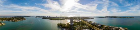 Téléchargez les photos : Aerial panorama Lido Key Sarasota Florida USA - en image libre de droit