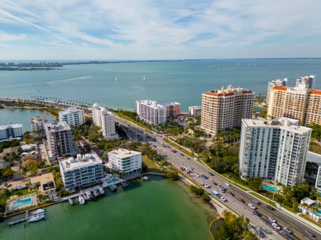 Foto de Aerial photo waterfront condominiums Sarasota FL - Imagen libre de derechos