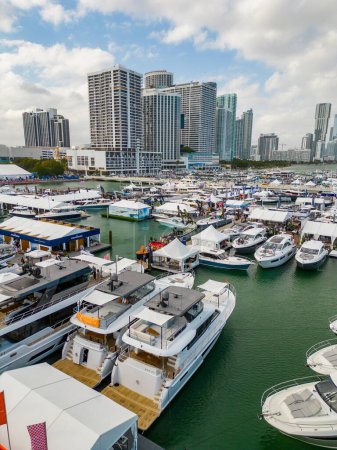 Téléchargez les photos : Miami, FL, USA - February 18, 2023: Aerial drone photo Miami International Boat Show - en image libre de droit